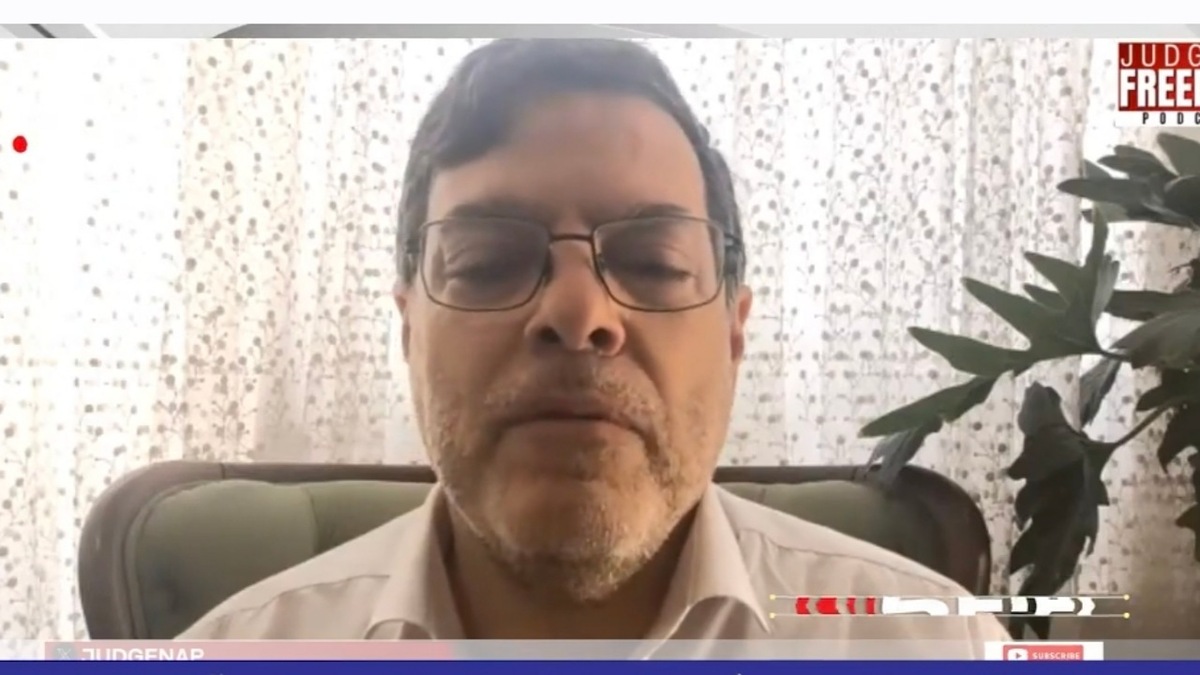 آمریکا در سراشیبی سقوط + فیلم