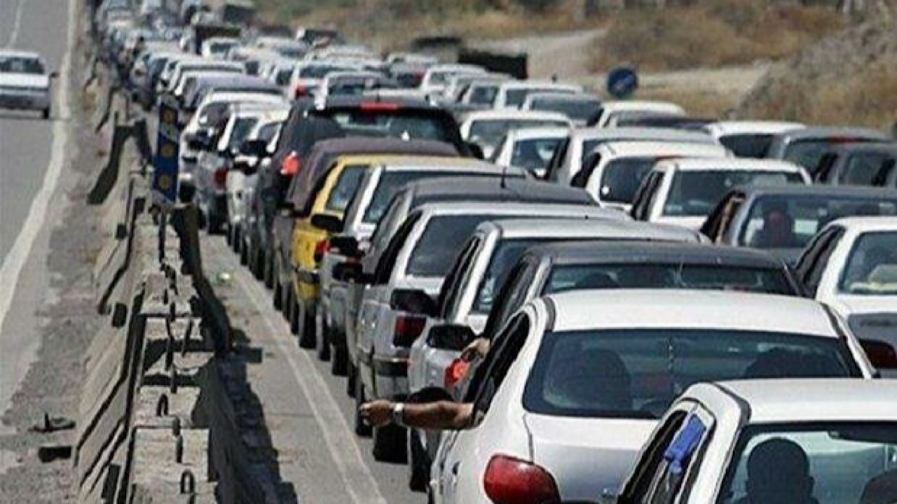 انسداد محور کرج - چالوس لغو شد/ بارش باران در جاده‌های شمال‌غرب کشور