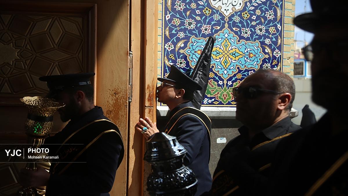 سیاهپوشی حرم مطهر رضوی همزمان با فرارسیدن ماه محرم