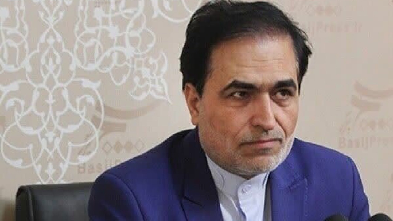 واکنش معاون سیاسی صداوسیما به اسلحه گرفتن مجریان در رسانه ملی