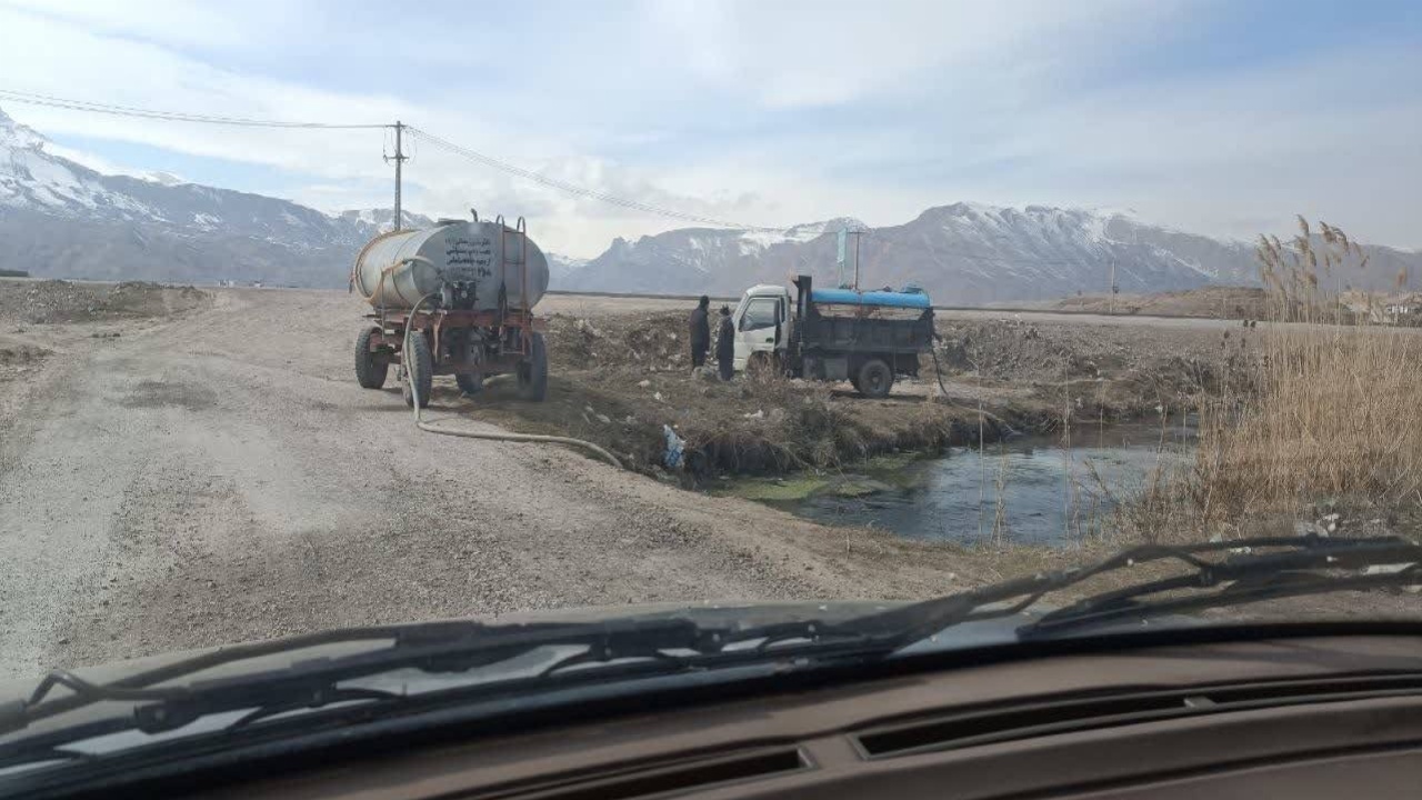 توقیف ۳ دستگاه برداشت غیرمجاز آب در شهرستان ماکو