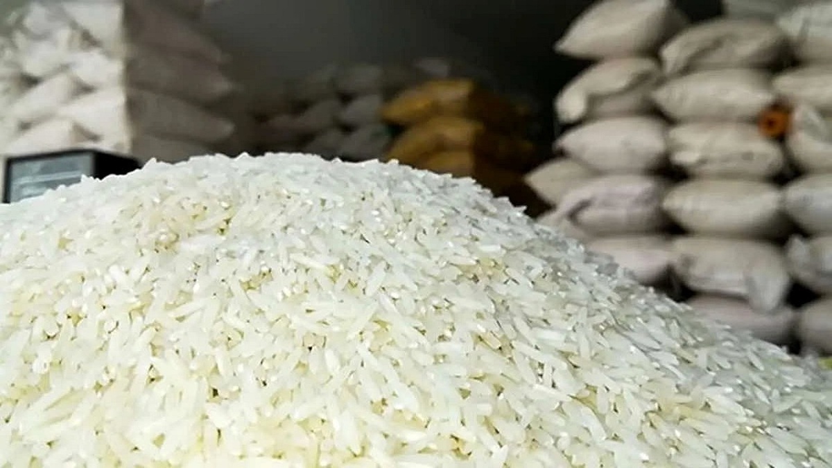 باشگاه خبرنگاران -کشف محموله بزرگ یک هزار و ۸۰۰ تُنی برنج احتکار شده در بندرعباس