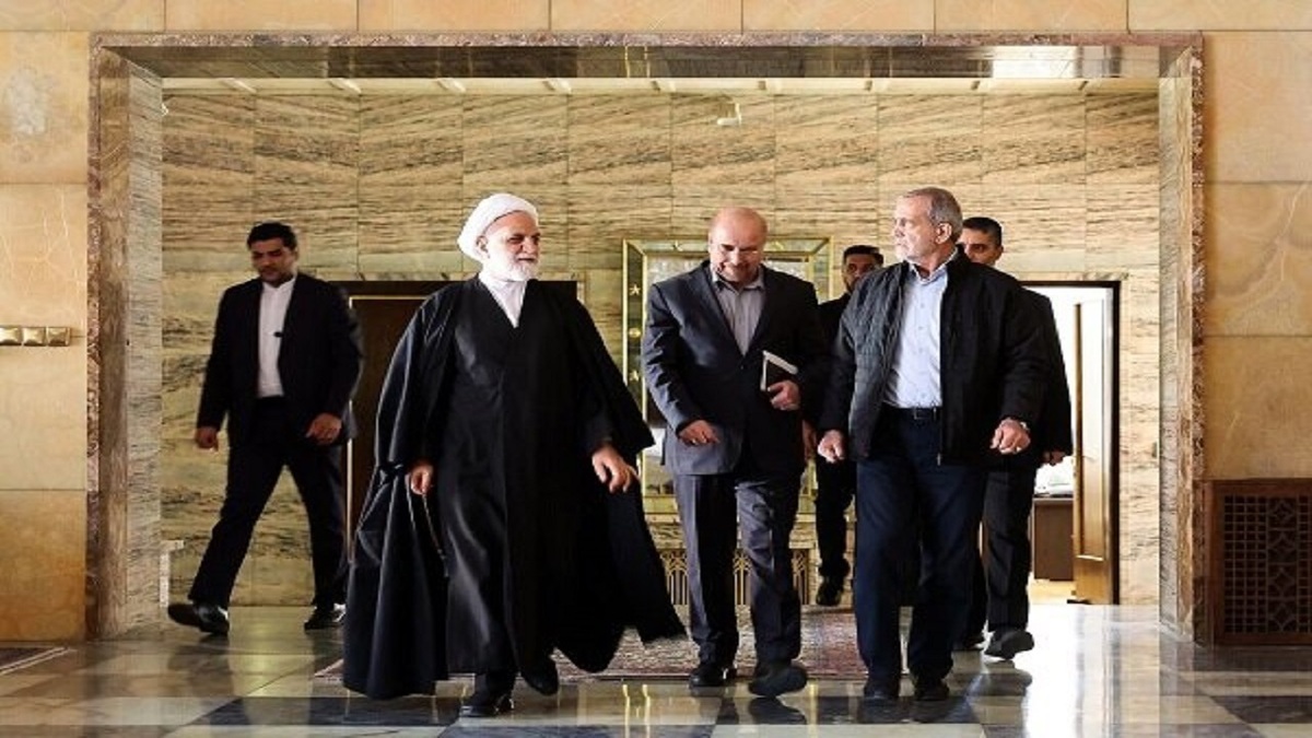 باشگاه خبرنگاران -پیام مشترک سران قوا: در ایران ما تندرو و میانه‌رو وجود ندارد/ متجاوز را پشیمان می‌کنیم