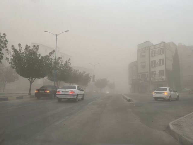 گرد و غبار، کیفیت هوای شیراز را به وضعیت اضطراری رساند