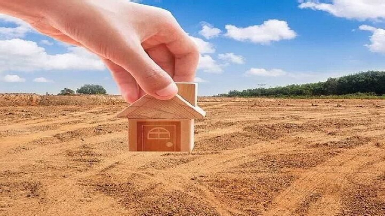 تحویل ۱۷۹قطعه زمین از سوی  بنیاد مسکن به متقاضیان جوانی جمعیت آذربایجان غربی