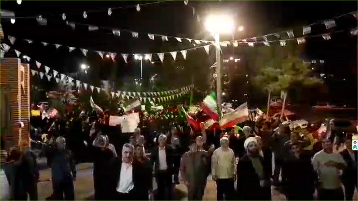 باشگاه خبرنگاران -تداوم تجمعات شبانه با رنگ و بوی حماسی در خاورشهر + فیلم