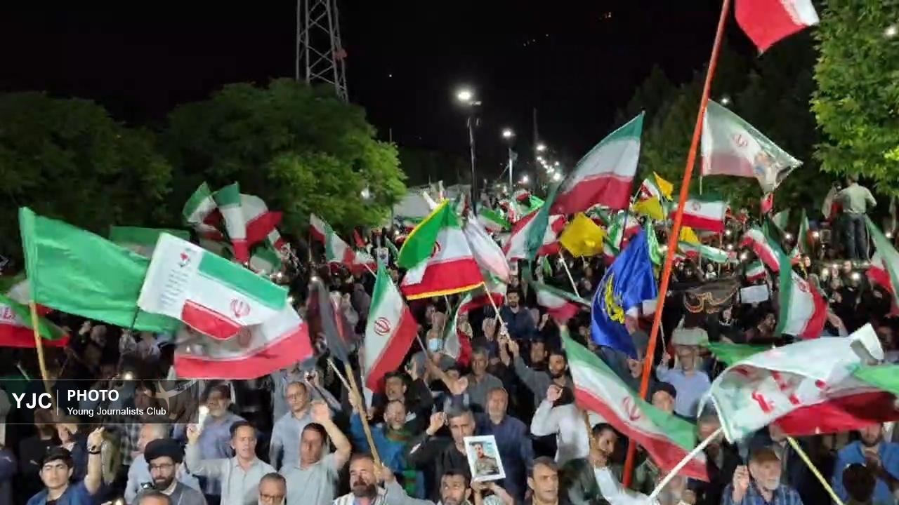 خیابان انقلاب خرم آباد در موج هشتاد و دوم حماسه + فیلم