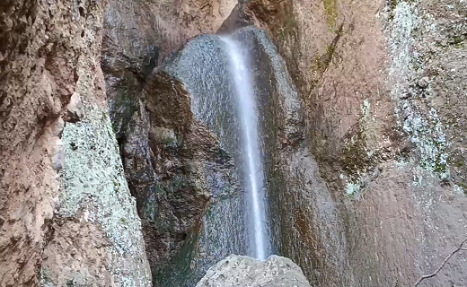 جلوه گری آبشار&zwnj;های مِشهَ دَرَسی دردل طبیعت مراغه