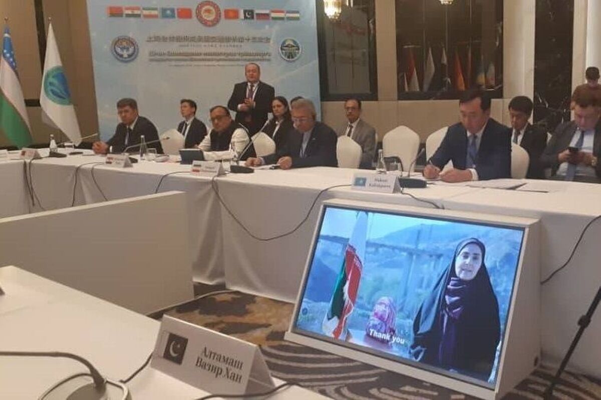 باشگاه خبرنگاران -پیام تصویری وزیر راه از مجاورت پُل بمباران‌شده B1 کرج به اجلاس وزرای حمل‌ونقل شانگهای