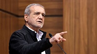 پزشکیان: هدف دشمن از نابودی زیرساخت‌ها و محاصره، ایجاد نارضایتی میان مردم است