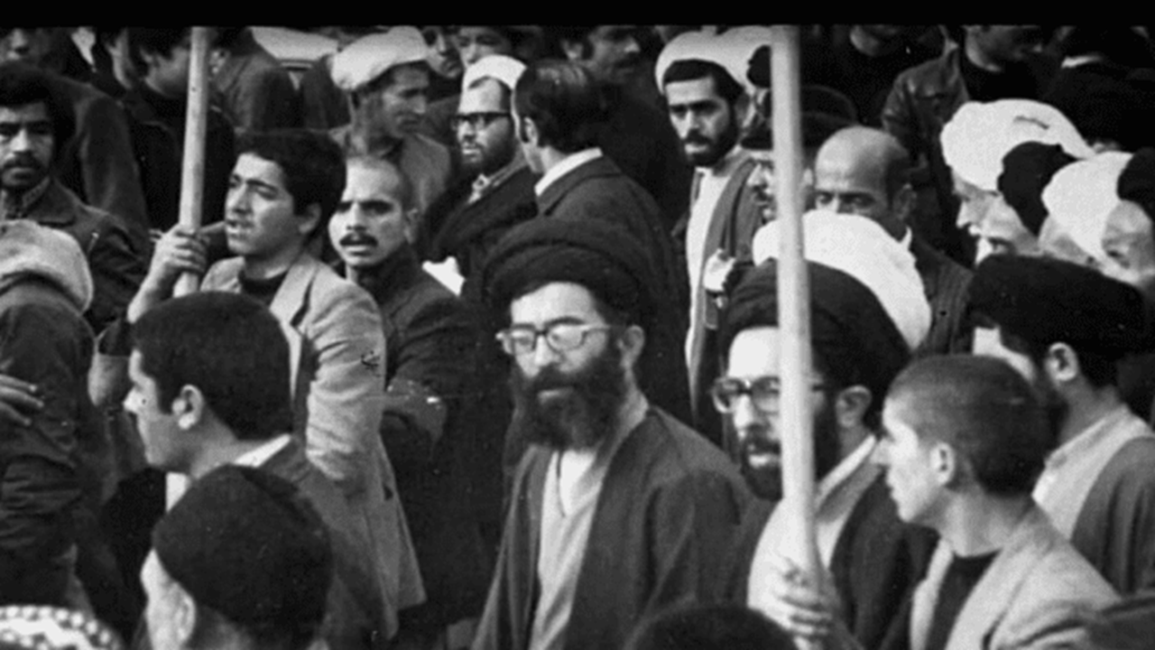 امام خامنه‌ای و سازماندهی ساختار‌های انقلابی در دوران مبارزه