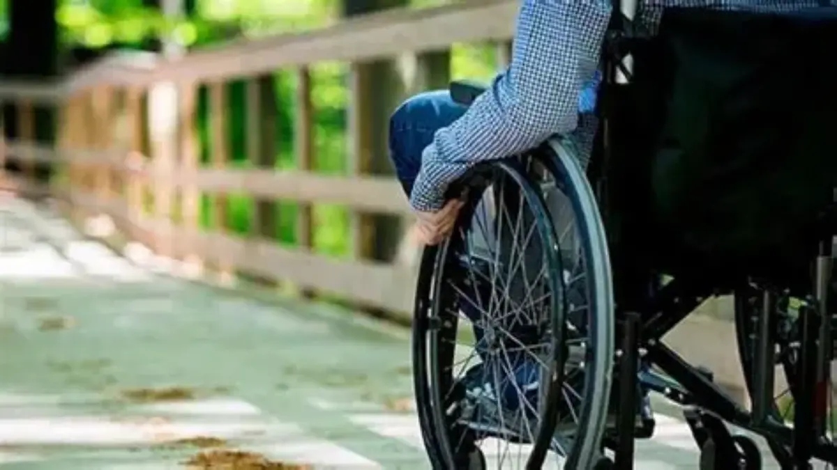 باشگاه خبرنگاران -عدم پرداخت کمک خرید لوازم بهداشتی معلولان بهزیستی