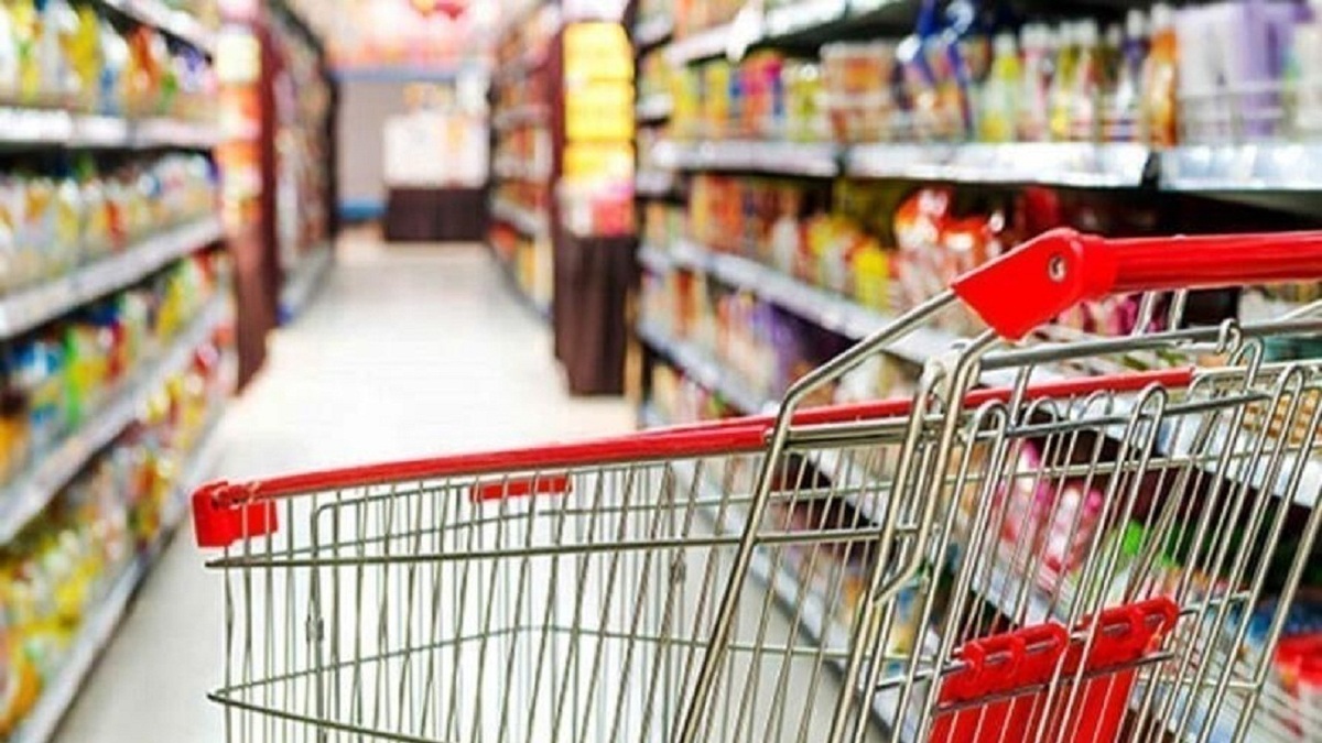 باشگاه خبرنگاران -کالای اساسی به وفور در بازار موجود است