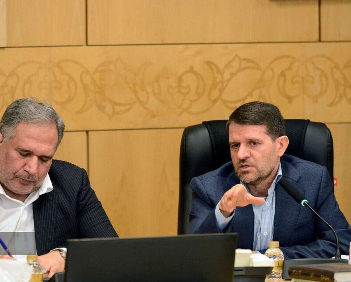 باشگاه خبرنگاران -افزایش تولید و عرضه و مهار شوک قیمت‌ها/ کنترل رشد نقدینگی بدون آسیب به بخش تولید