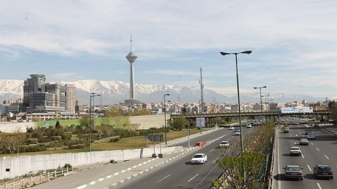 هوای تهران در وضعیت قابل قبول