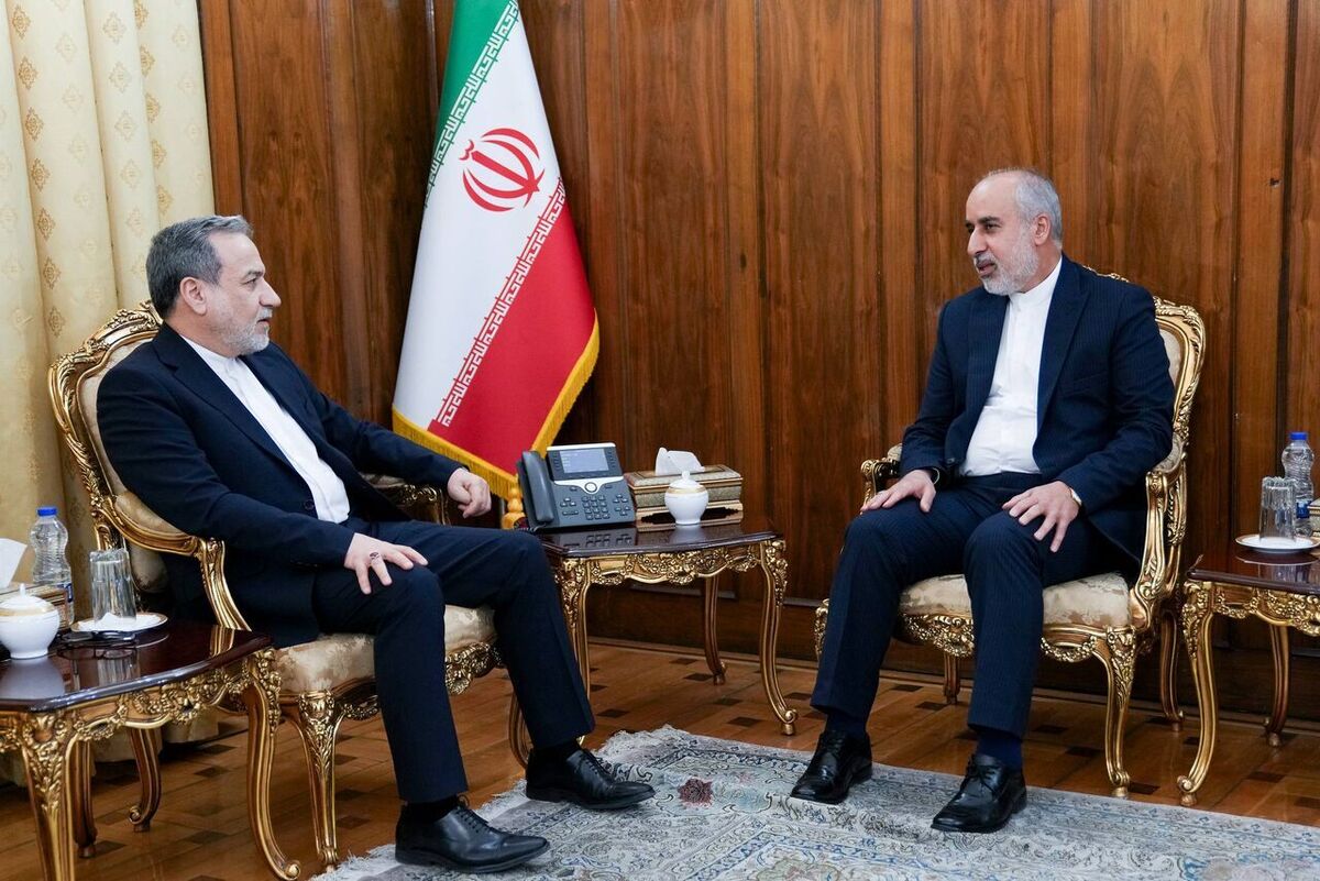 رهبر دموکرات‌ها: برای پایان دادن به جنگ با ایران، دست از مبارزه برنمی‌داریم + فیلم