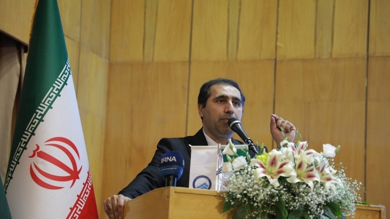 مادران، فرماندهان و کلیدداران نجات تهران از کم‌آبی/ صرفه‌جویی ۱۰۰ لیتری با کاهش ۵ دقیقه‌ای زمان استحمام