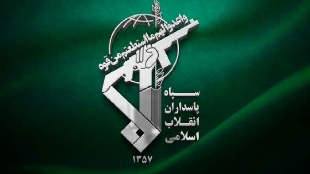 باشگاه خبرنگاران -مرکز ناوگان پنجم دریایی آمریکا مورد تهاجم موشکی و پهپادی سپاه قرار گرفت