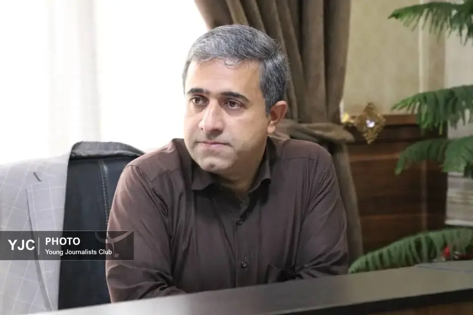 پخت و توزیع ۵ هزار کیلو آش سبزی شیرازی در منطقه ۷ به مناسبت عید غدیر