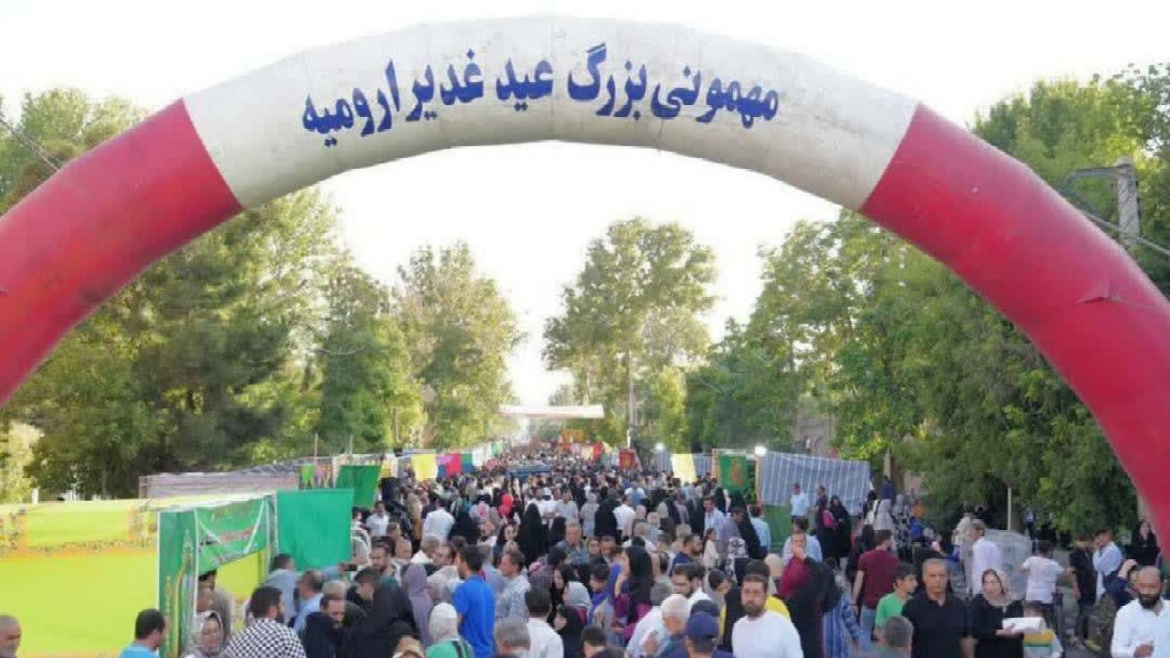 خدمت‌رسانی ۳۵۵ موکب در جشن ۲۷ کیلوتری  غدیر آذربایجان غربی