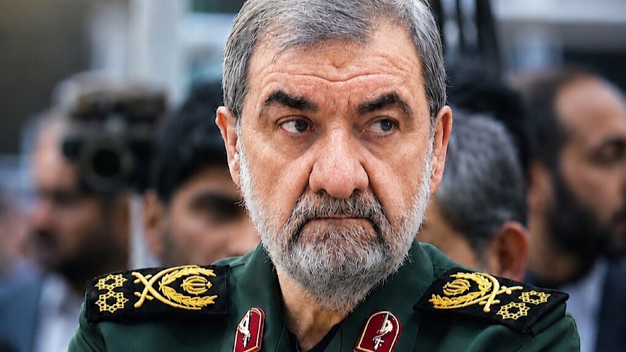 رضایی: اگر آمریکا عاقلانه عمل نکند سیلی محکمی خواهد خورد