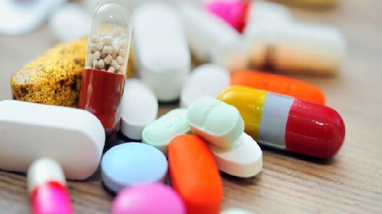 بازگشت به مدار تولید کارخانجات آسیب دیده تولید دارو+ فیلم