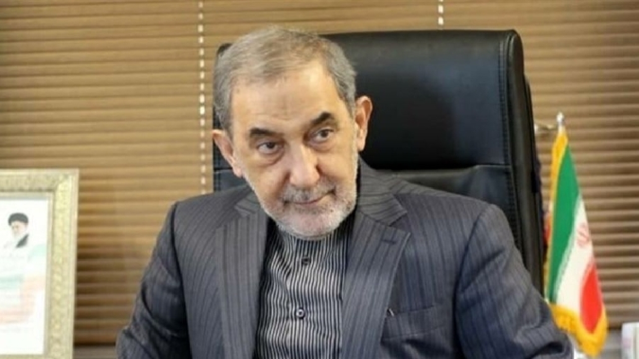 ولایتی: انتخاب با شماست؛ توقف حماقت یا ورود به موازنه ضابطه‌مند شدن دو تنگه!