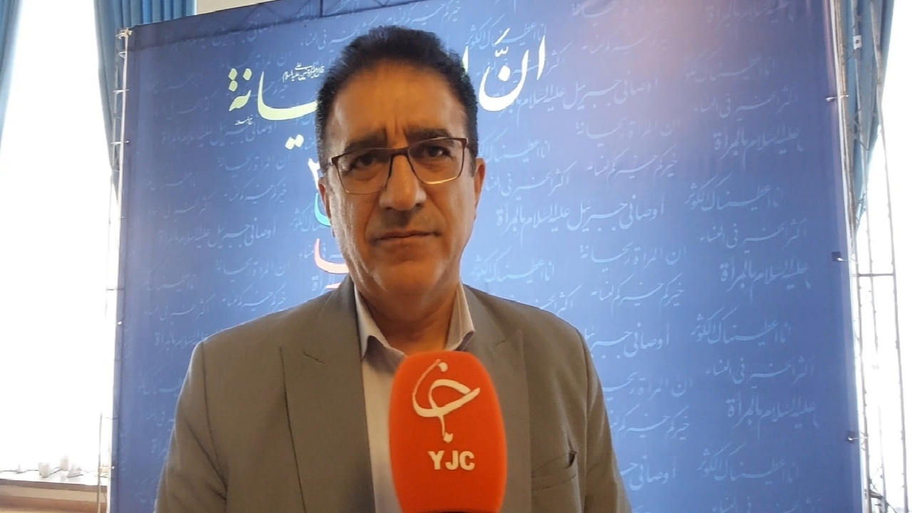 نبود مکان مناسب دلیل عدم راه‌اندازی سکوی دائم فروش محصولات حجاب + فیلم