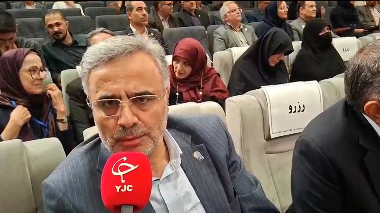دانشجویان تحصیلات تکمیلی پیام نور در شهر خود امتحان می‌دهند