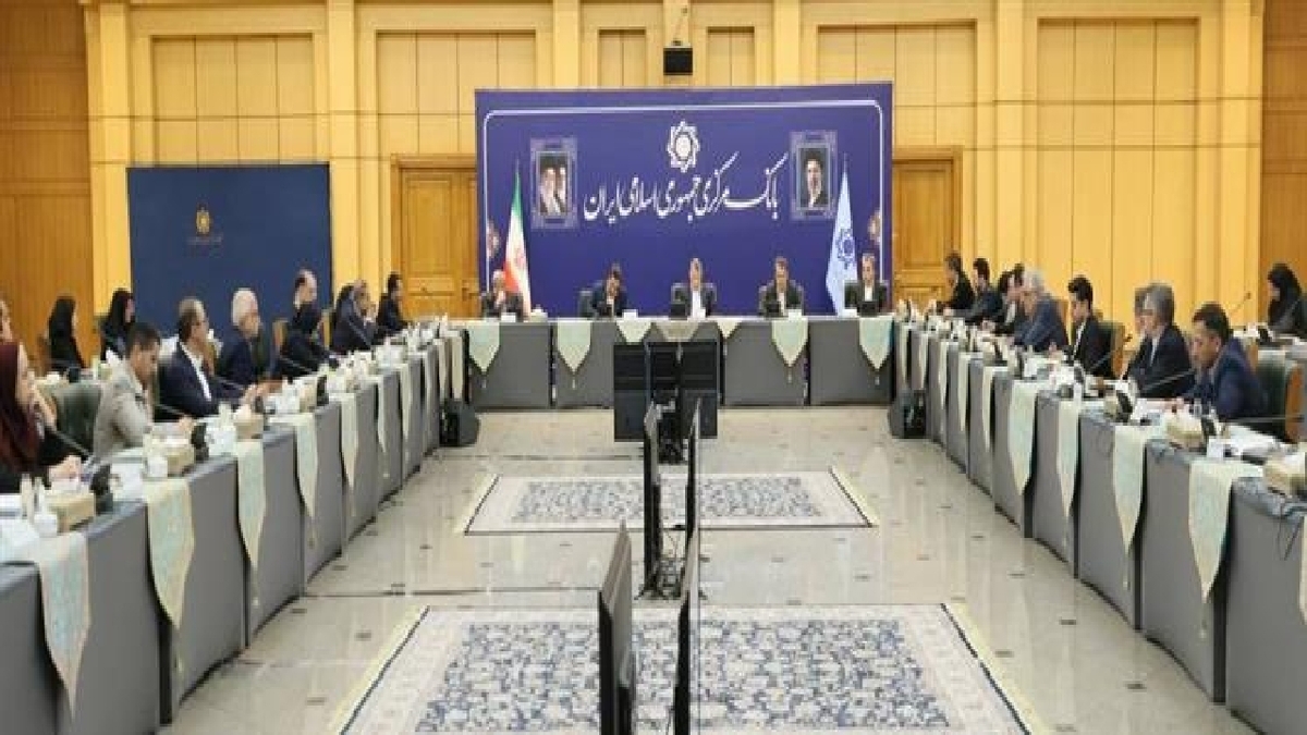 باشگاه خبرنگاران -همکاری تیمی بانک‌ها، کلید توسعه روابط بین‌الملل و تجارت خارجی است