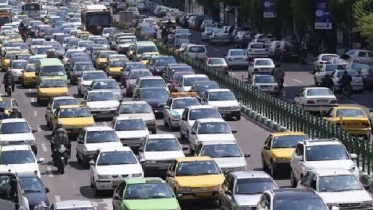ترافیک سنگین در برخی محورهای ورودی تهران