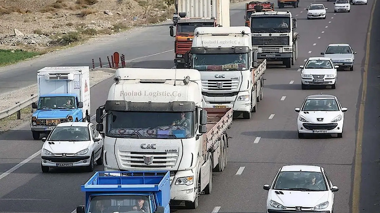 وام ۲۰۰ میلیونی لاستیک برای ناوگان حمل‌ونقل جاده‌ای