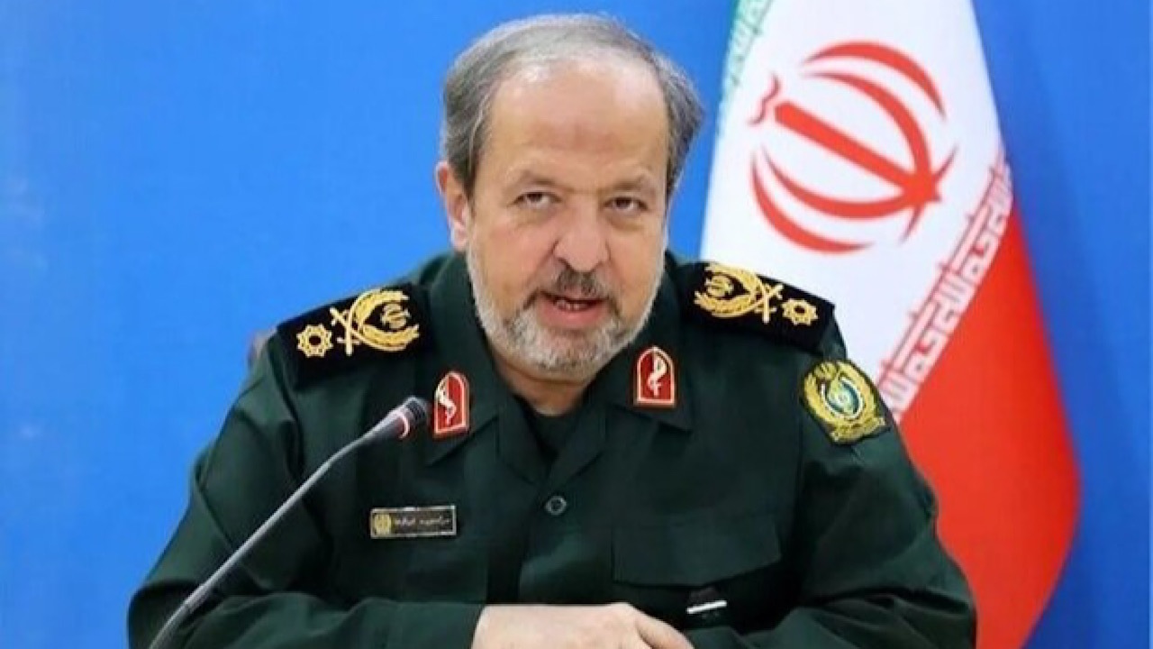 سرپرست وزارت دفاع: شگفتانه‌های ایران به مراتب ارتقا یافته است