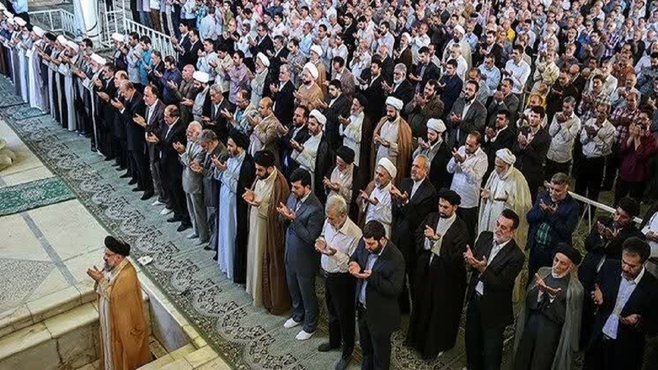 نماز عید قربان در دانشگاه تهران اقامه شد