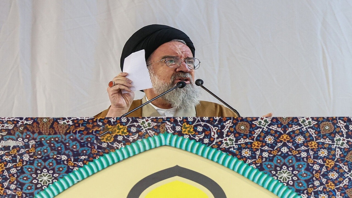 باشگاه خبرنگاران -حجت‌الاسلام خاتمی: دشمن دیوانه، آرزوی ذلت ایران را به گور خواهد برد