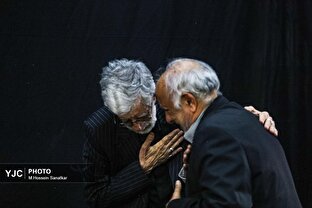 یادبود خانواده امام شهید و رهبر انقلاب