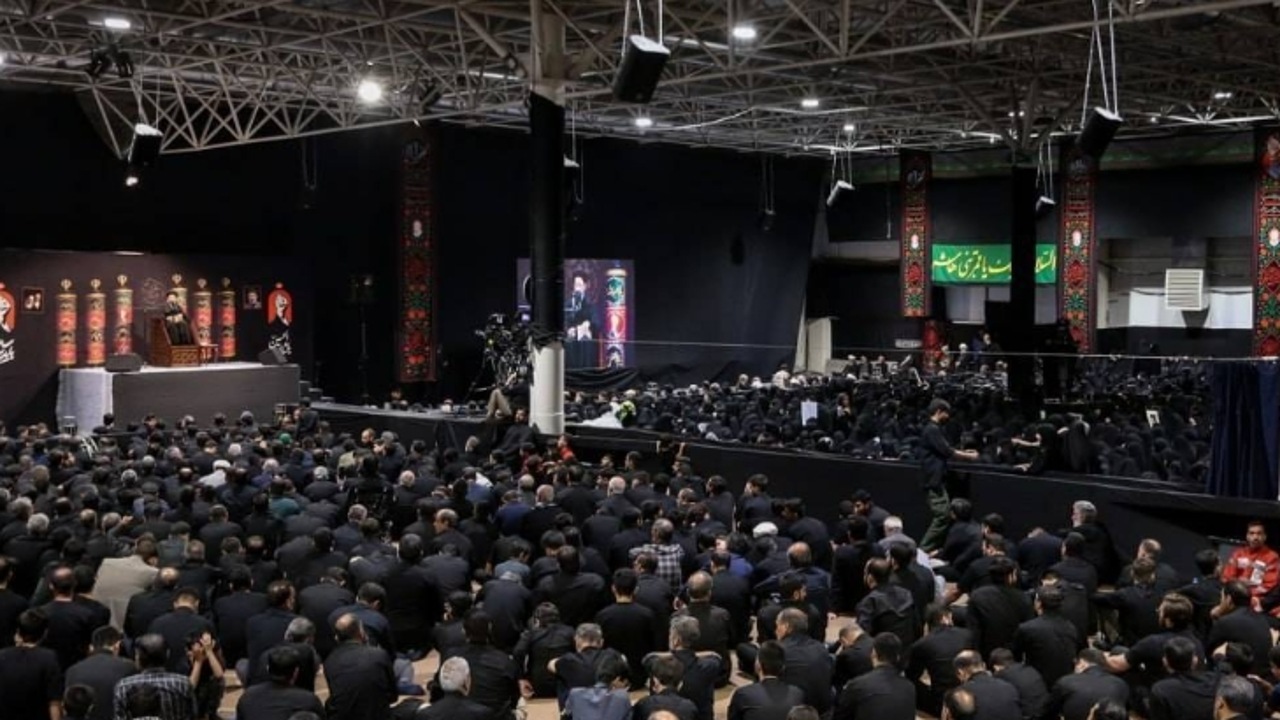 دومین شب از مراسم عزاداری حسینی در جوار محل عروج قائد شهید