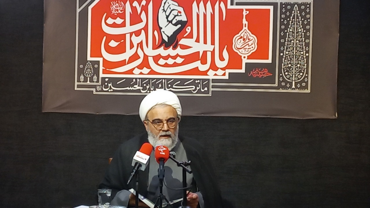 خونخواهی رهبر شهید؛ تضمین‌کننده حیات و هویت جامعه اسلامی