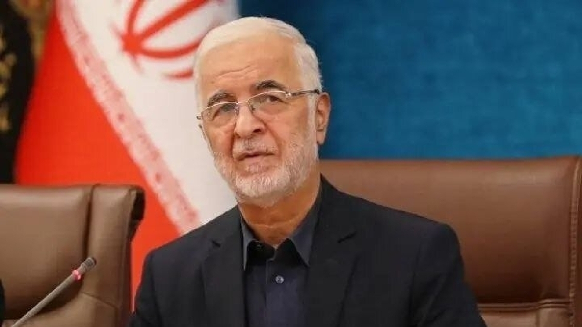 باشگاه خبرنگاران -وزیر کشور: بدرقه رهبر شهید خط بطلانی بر تمام توطئه‌های تفرقه‌افکنانه دشمنان خواهد بود