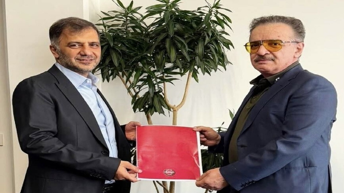 باشگاه خبرنگاران -«سید حجت کریمی» مدیرعامل باشگاه تراکتور شد/ محمد ربیعی سرمربی ماند