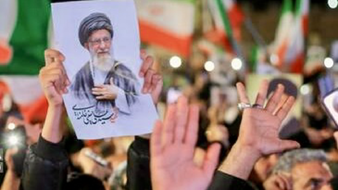 سفر ۱۲ هزار کیلومتری یک مسیحی برای وداع با رهبر شهید ایران