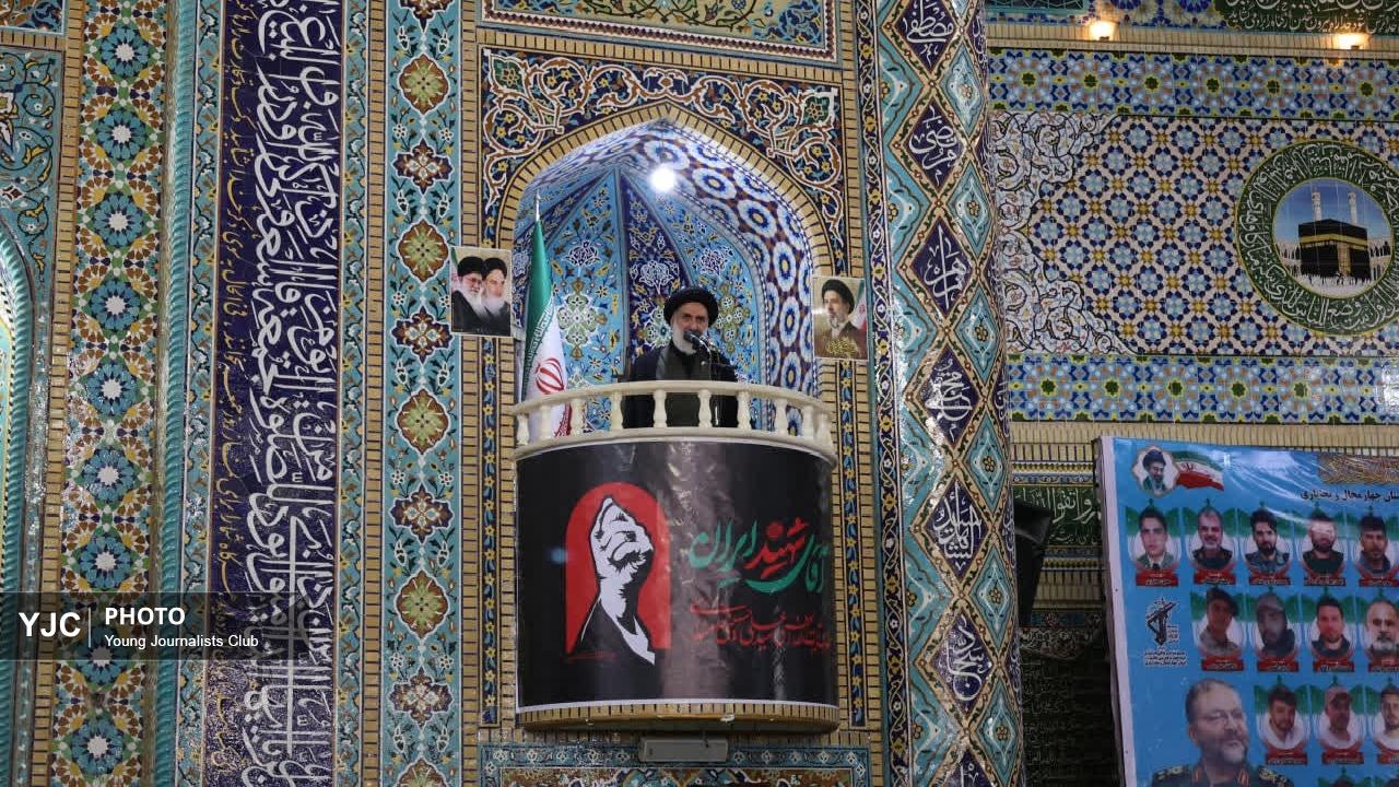 تشییع باشکوه رهبر شهید، نمایش اقتدار و انسجام ملت ایران است