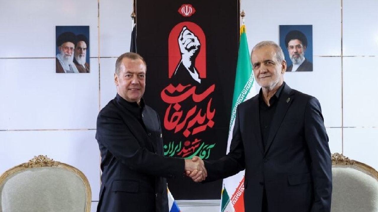 پزشکیان بر ضرورت تسریع گسترش همکاری‌های راهبردی ایران و روسیه تأکید کرد