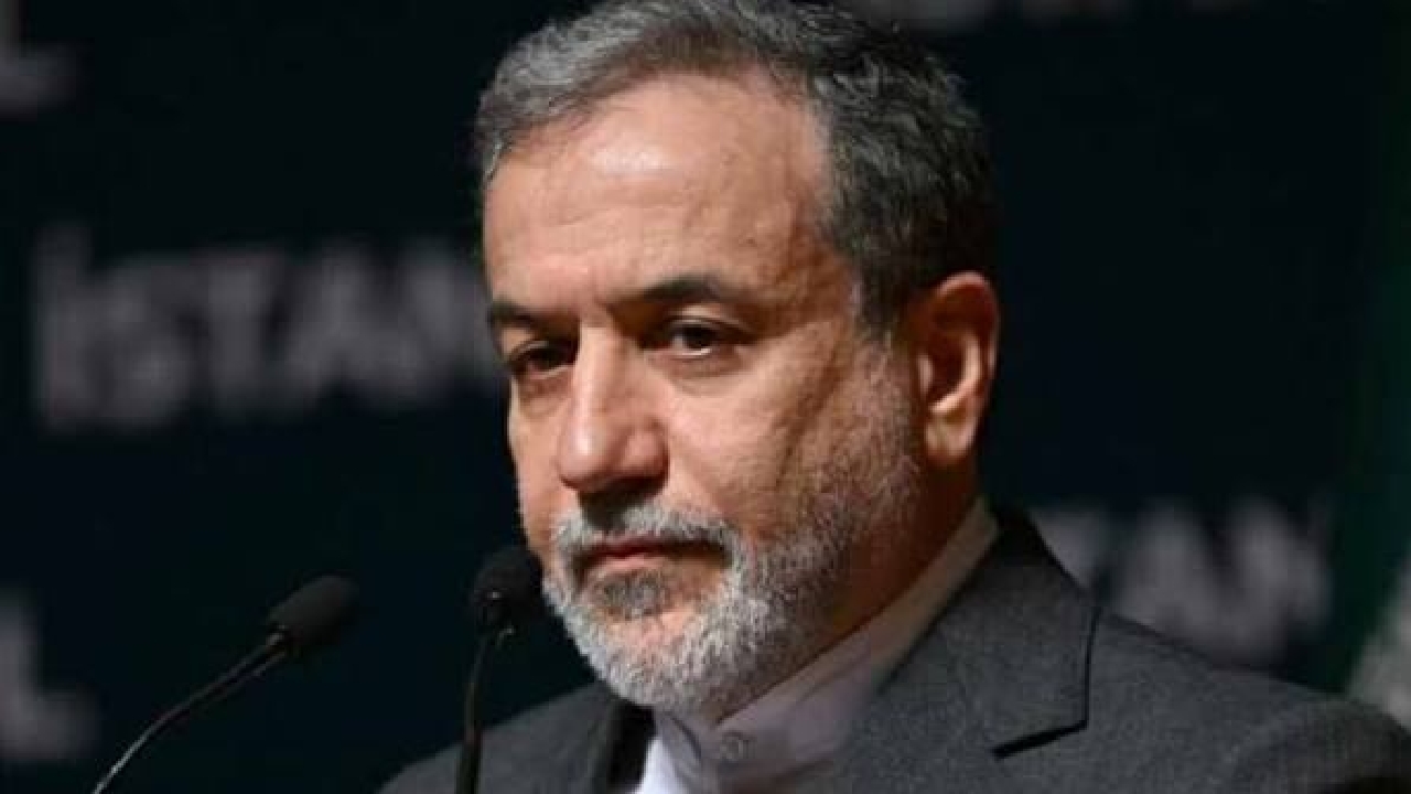 عراقچی: رهبر انقلاب همواره ایران را عزیز و سربلند می‌خواستند
