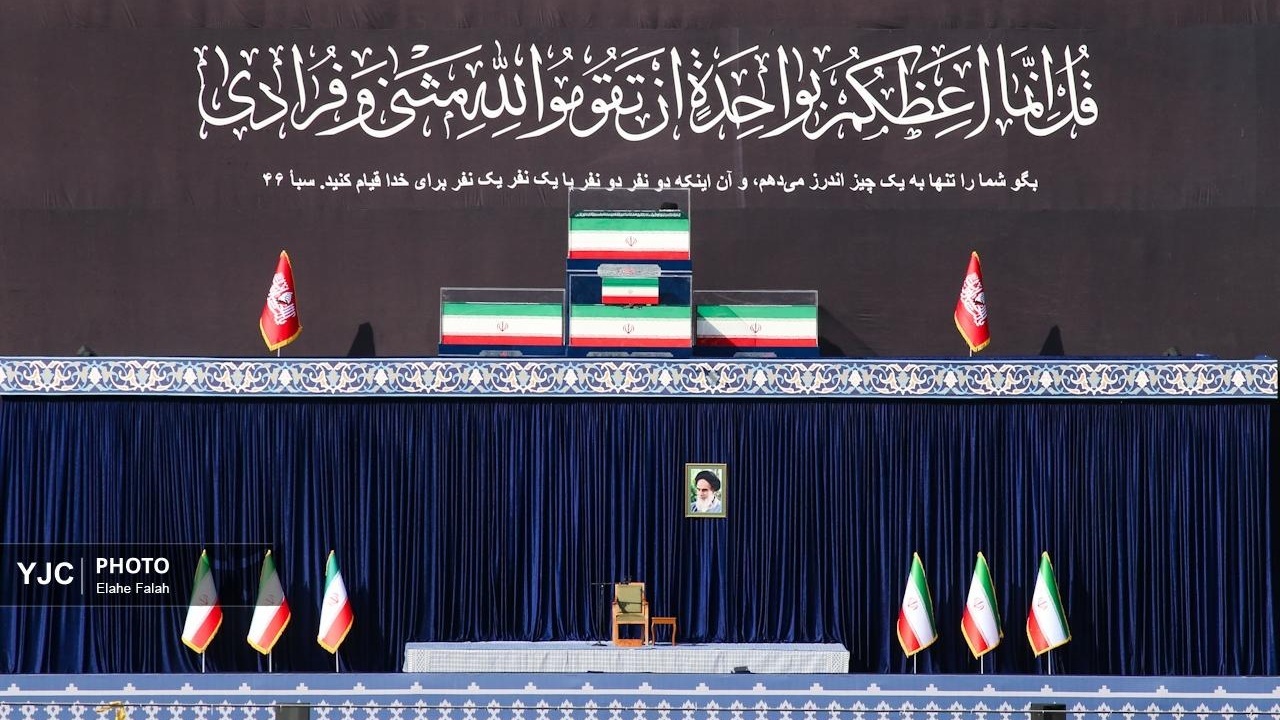 بازتاب جهانی مراسم وداع با رهبر شهید؛ رسانه‌های بین‌المللی از حضور میلیونی مردم ایران نوشتند + فیلم