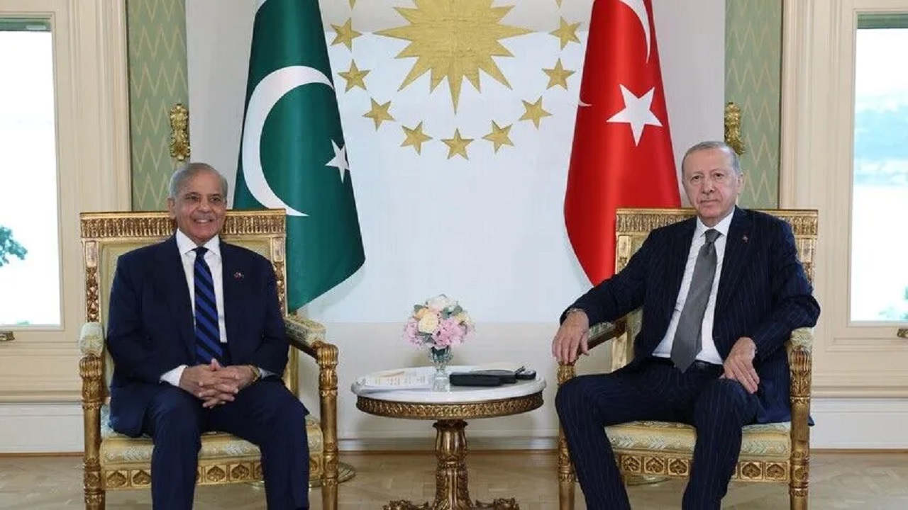 دیدار اردوغان با نخست وزیر پاکستان در استانبول