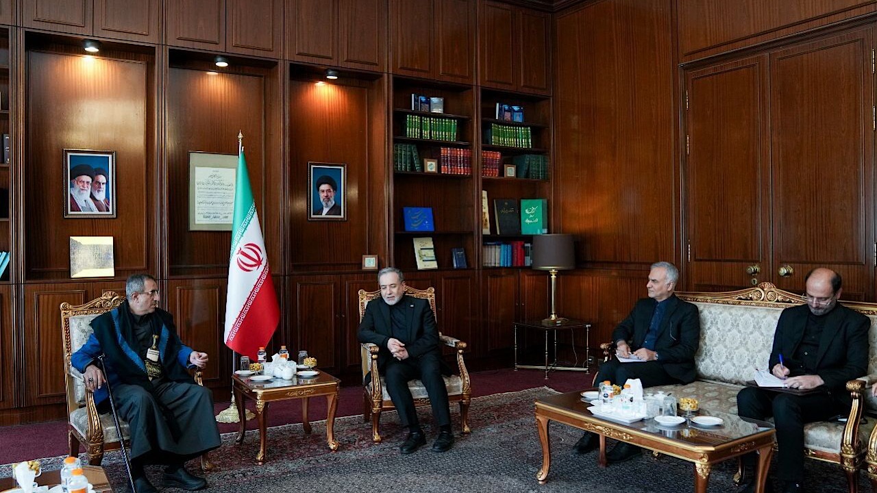 دیدار معاون نخست وزیر یمن با وزیر امور خارجه جمهوری اسلامی ایران
