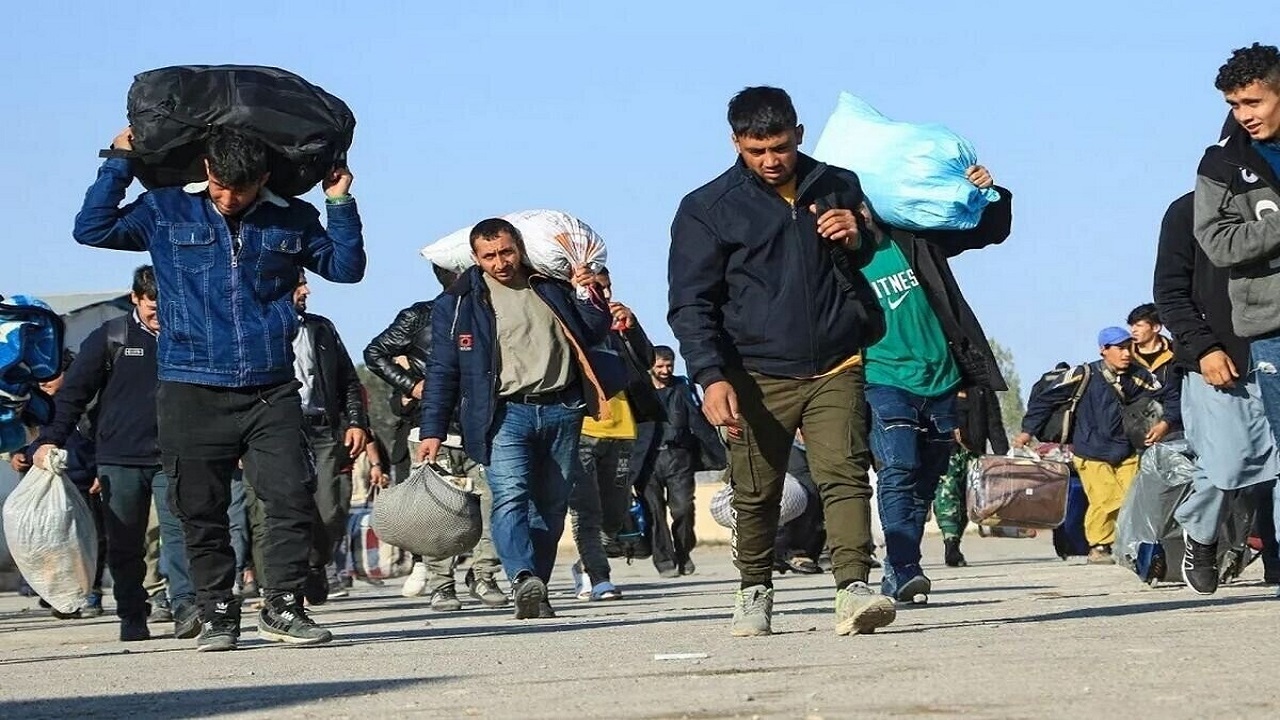 شمار زیادی از اتباع افغانستانی وارد کشور می شوند