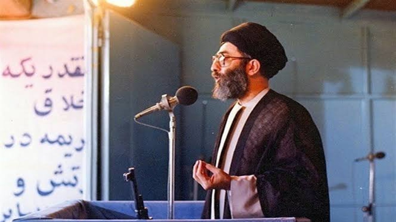 بازخوانی خطبه تاریخی رهبر شهید در نماز جمعه تهران سال ۵۸ + فیلم