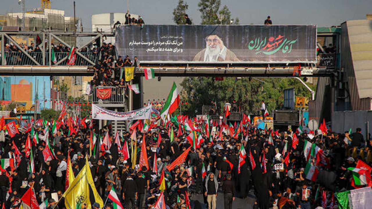 سردار حسن‌زاده: مسیر حرکت خودروی پیکرها بعد از میدان انقلاب به سمت آزادی است